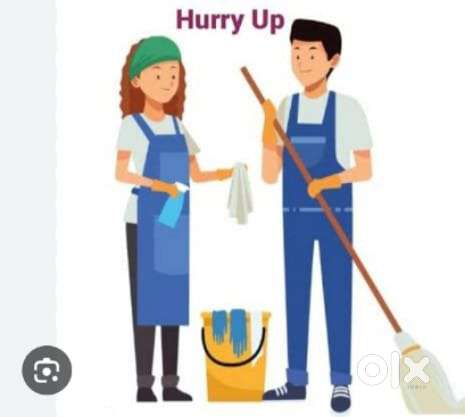 Safai wala lady ye gents (housekeeping)