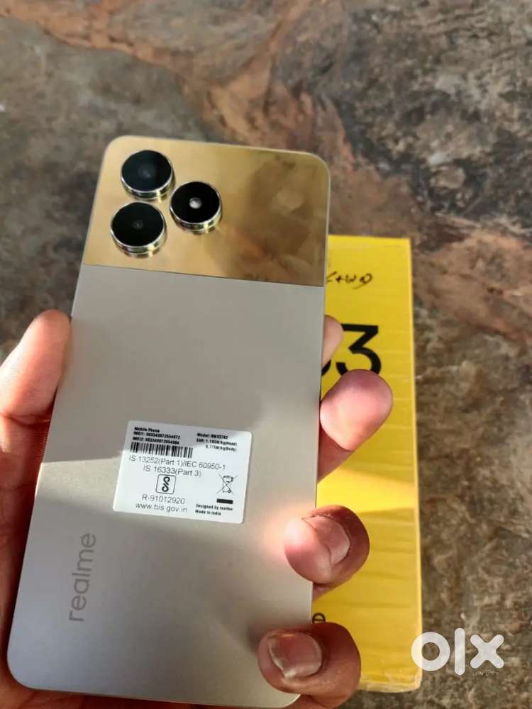 Realmi c53