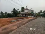 KAKKANAD COMMERCIAL / RESIDENTIAL 8.3 CENT MANAKKAKADAVU / KADAMBRAYAR