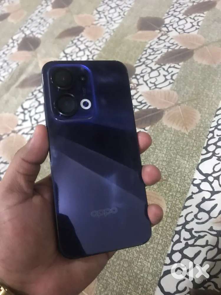 Oppo reno 13 256gb 4 month old in warranty