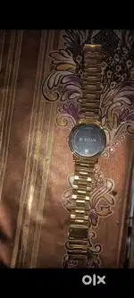 Titan watch fast
