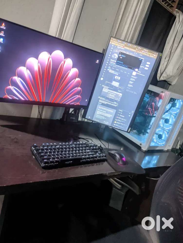 Gaming and Editing Dual Monitor Setup