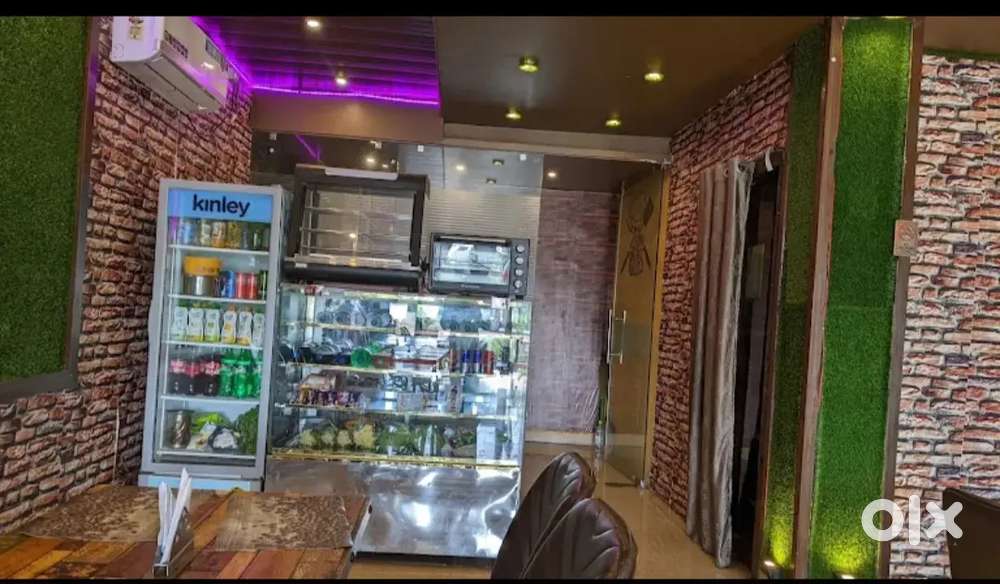 RESTAURANT  EQUIPMENT