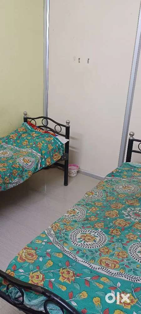 Ment Hostel in Navalur