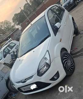Ford Figo 2012 Diesel 89500 Km Driven