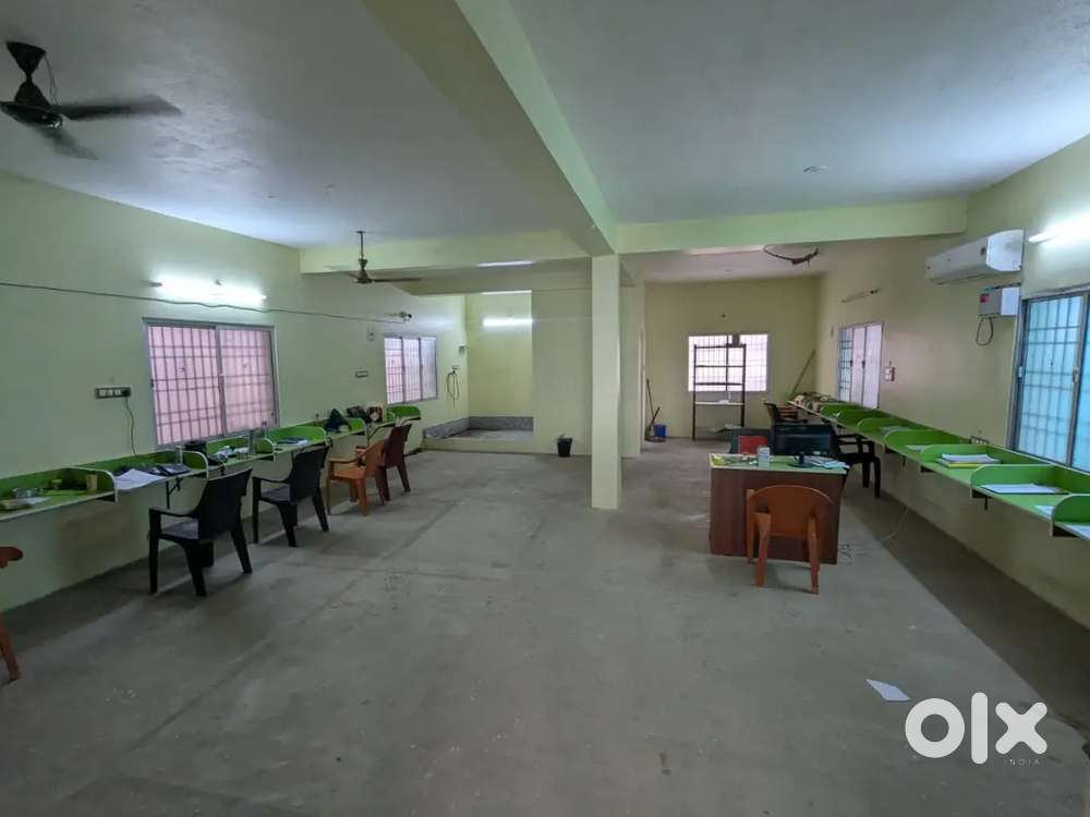 Ground Floor! Godown/office for Rent-1500 Sq.ft Easy Highway Access