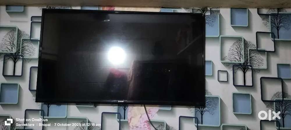 Crown LED tv 40 inch