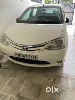 Toyota etios 2011 petrol