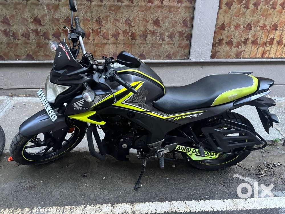 Hornet CB160R