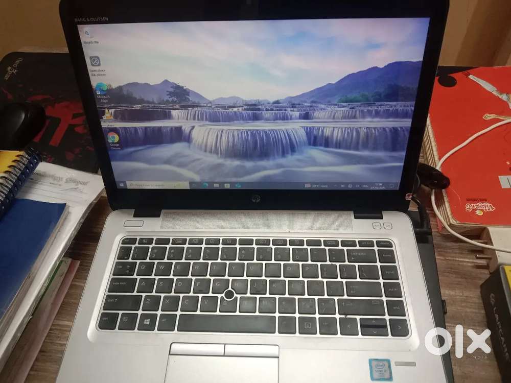 HP EliteBook 840 G3 -i7  8 GB Ram  256 GB SSD  lightweight