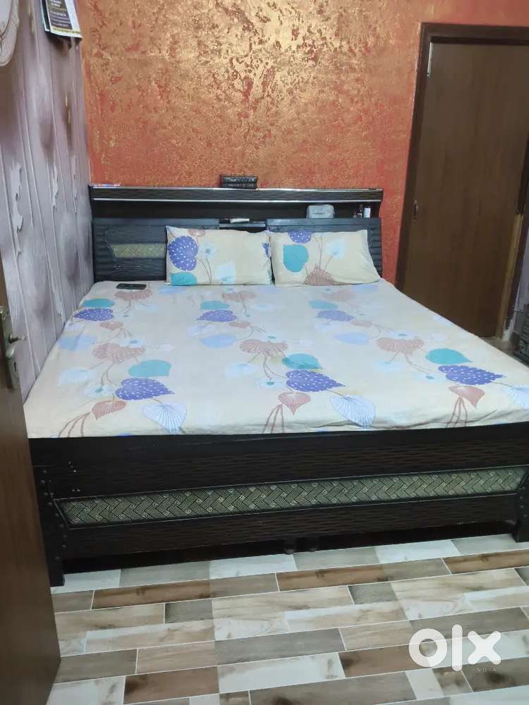 Double Bed with mattress