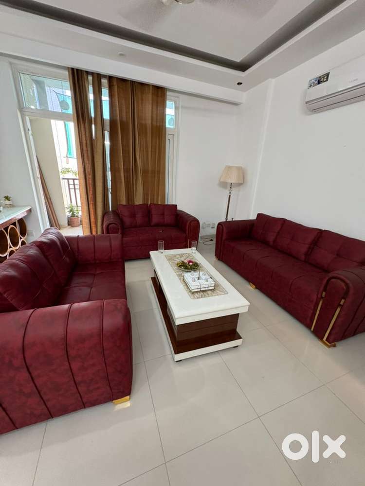 3 BHK Fully Furnished Flat For Sale The Eminence Prime Location
