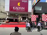 कल्याण ज्वैलरी SHOWROOM में लड़के और लड़कियों की जरूरत है।