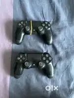 PS4 CONTROLLERS (2 CONTROLLERS)