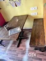 Table / chairs  new 2 months old