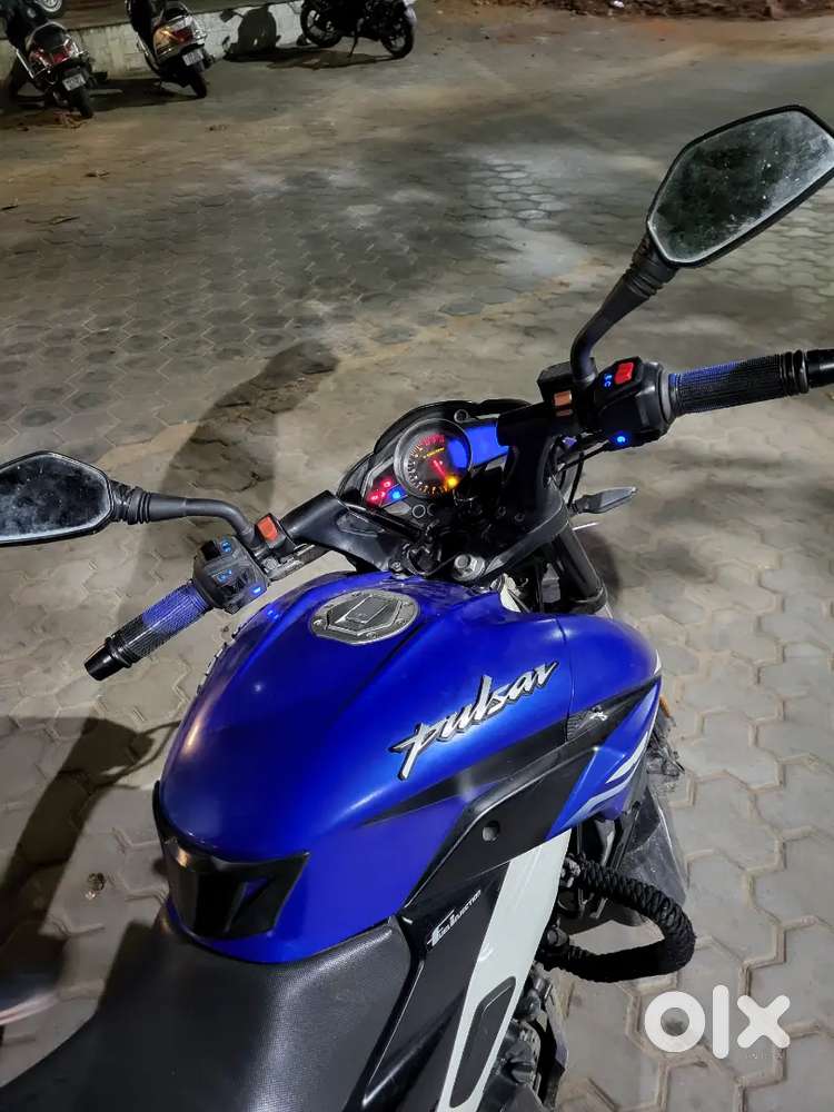 Pulsar Ns 200 (2022 Dec)