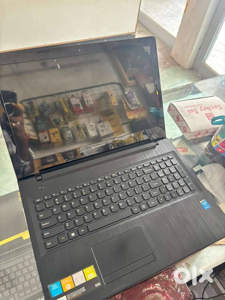 Lenovo laptop 4 gen ,4 gb ram ,1 tb hdd ,256 gb ssd