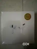 Seal pack Bluetooth ear buds, Hurry up