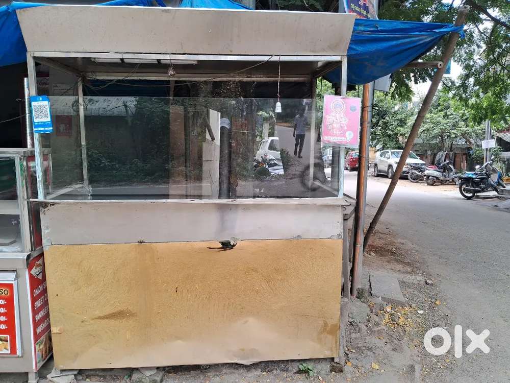 tiffin counter and tea counter both use