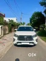Toyota Innova Crysta 2018 Diesel Well Maintained