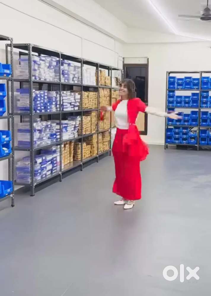 We are hiring female candidates