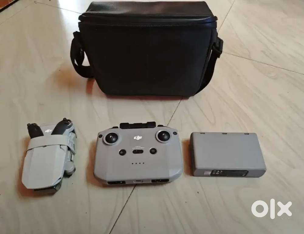 DJI Mini 2 with 3 Batteries