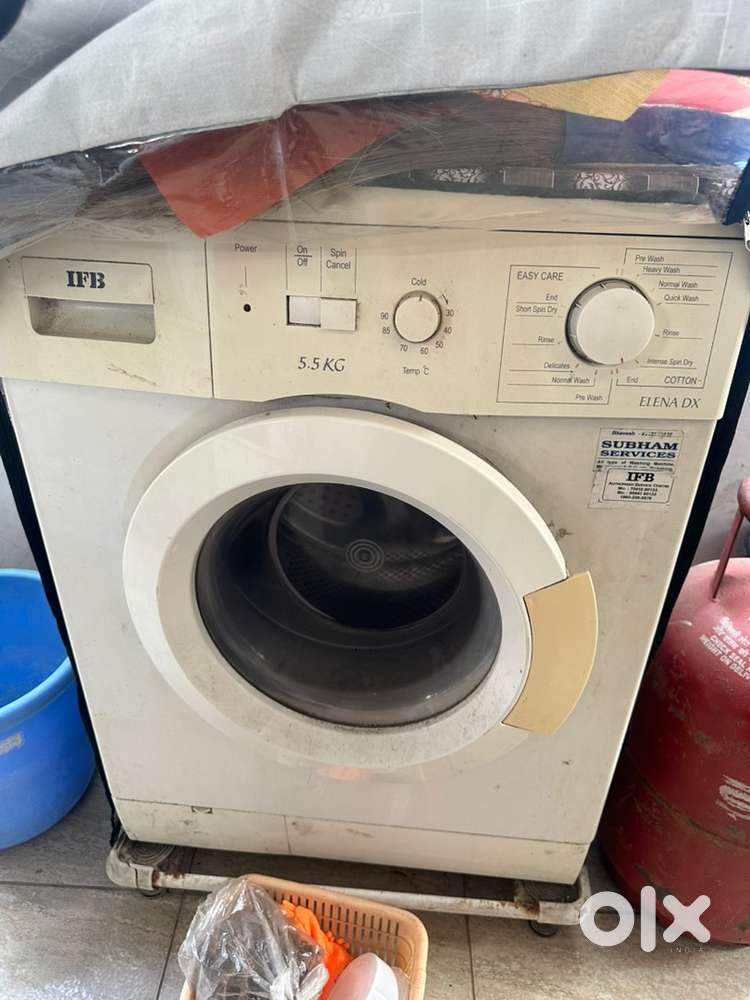 IFB WHITE COLOUR WASHING MACHINE