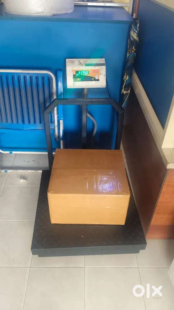 Admin cum courier pickup male staff only