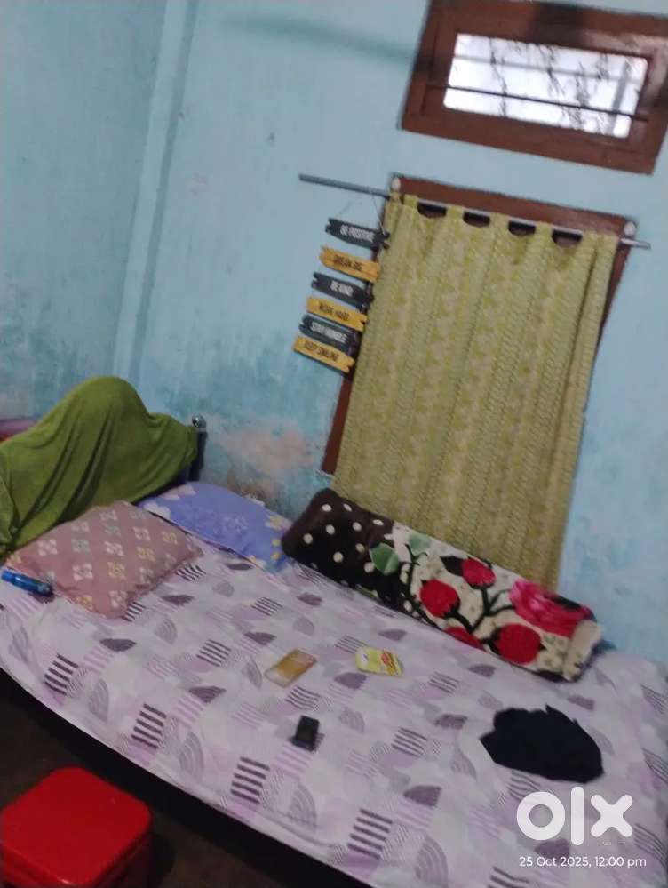 Girls PG Nayanpur rent 3000