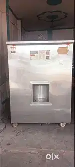दूध को ठंडा करने वाली मशीन