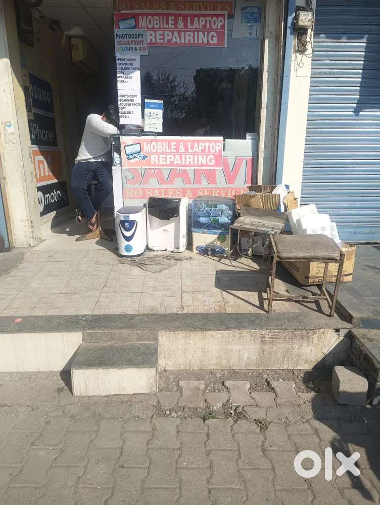 Place Available for cart on Race Course Chok Dehradun