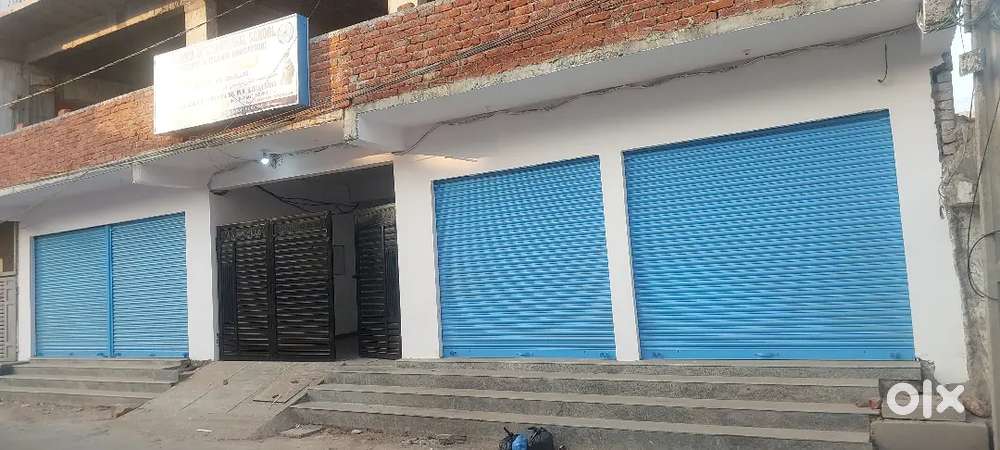 4 shutters are availabe for rent on main road.