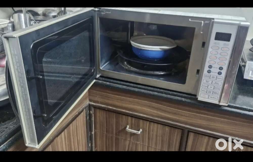 Microwave oven