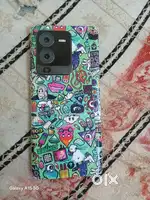 Vivo v25 pro in 8 128 with charger in curve edge  good condition