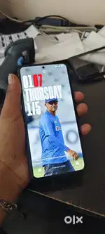 All original phone koi kami nahi hai charger available