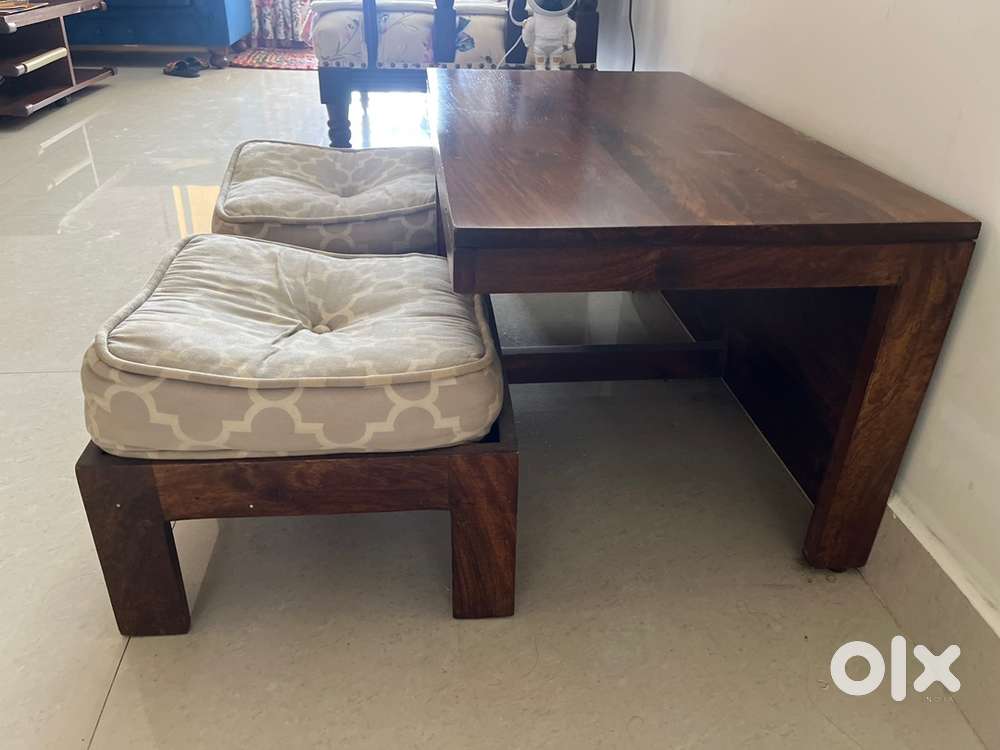 Urban ladder Coffee table stool set