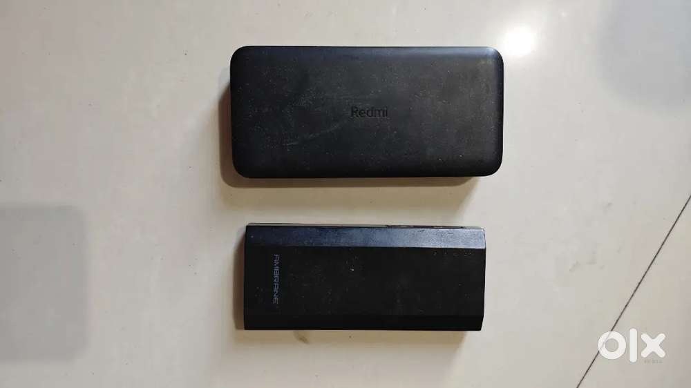 Power bank and headphone