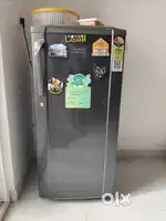 Chroma Fridge  185 L