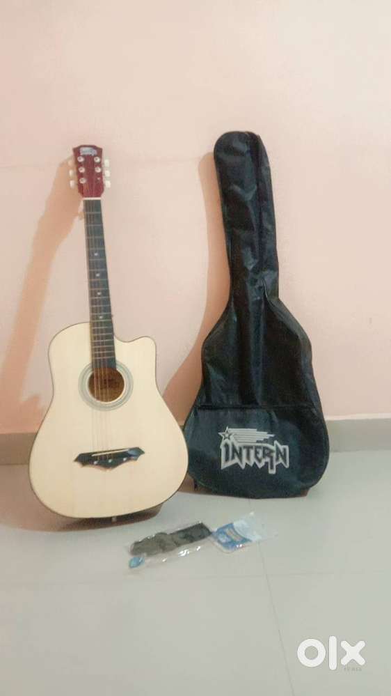 Intern  INT-38C-NT,  Acoustic Guitar