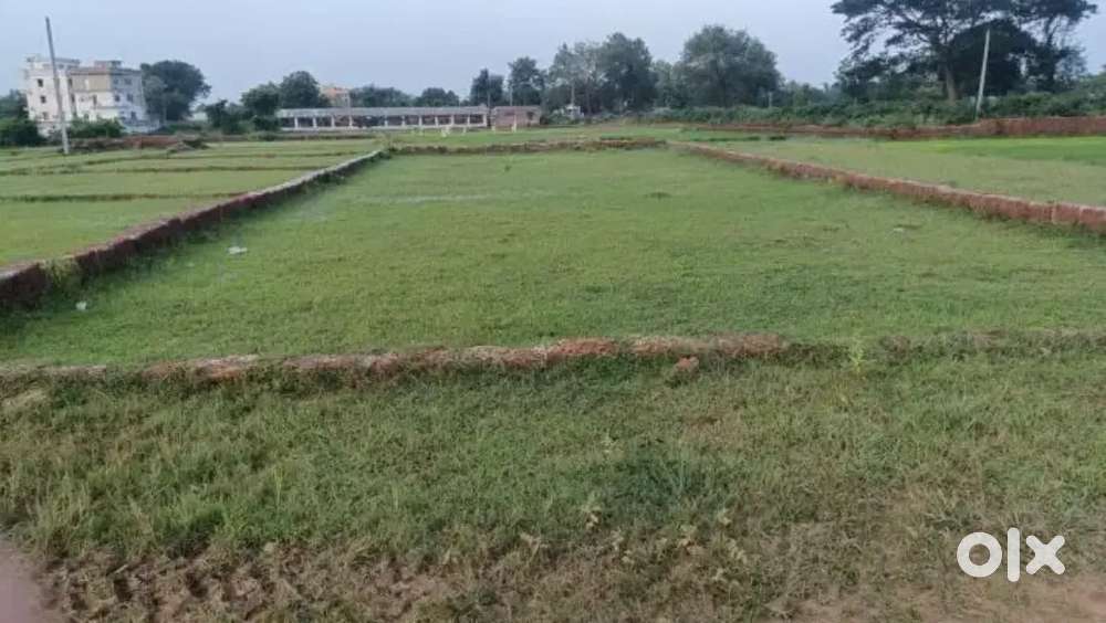 Residential plot Sale in gated society