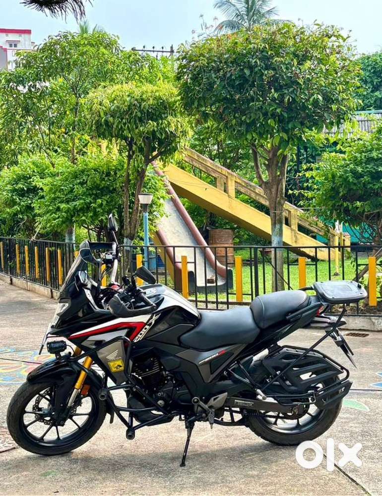 Honda cb200x