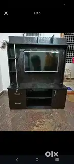 BRAND NEW TV STAND