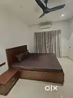 LOOKING FOR FEMALE FLATMATE