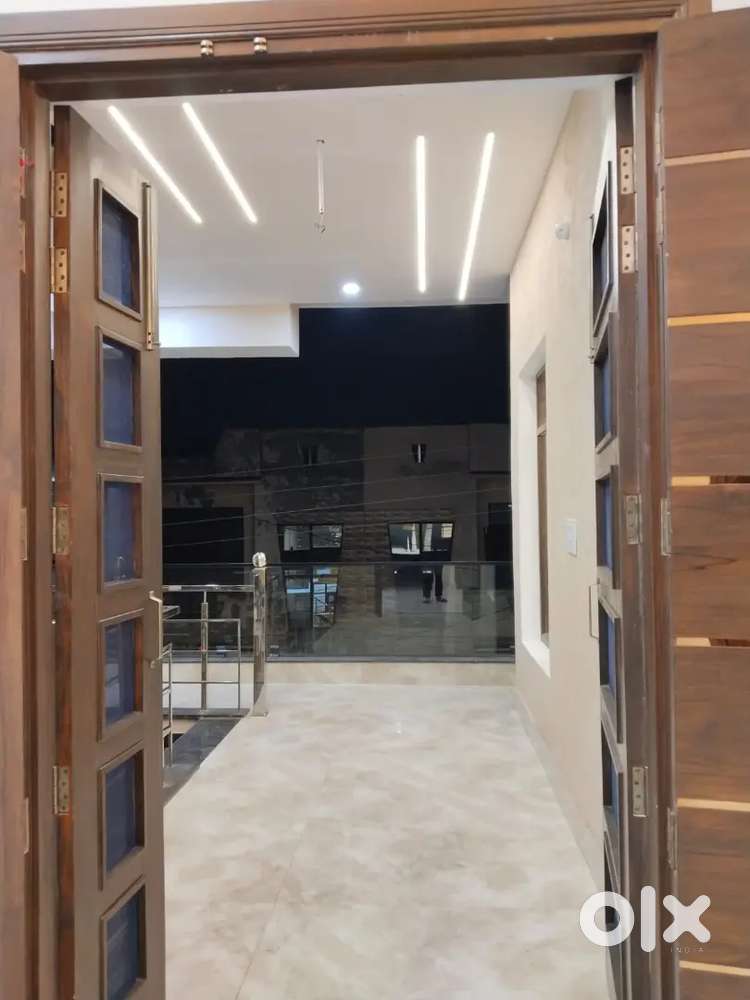 Beautiful and well furnished floor for rent.
