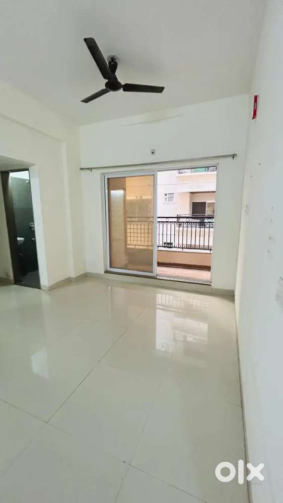 2 bhk flat at apartment