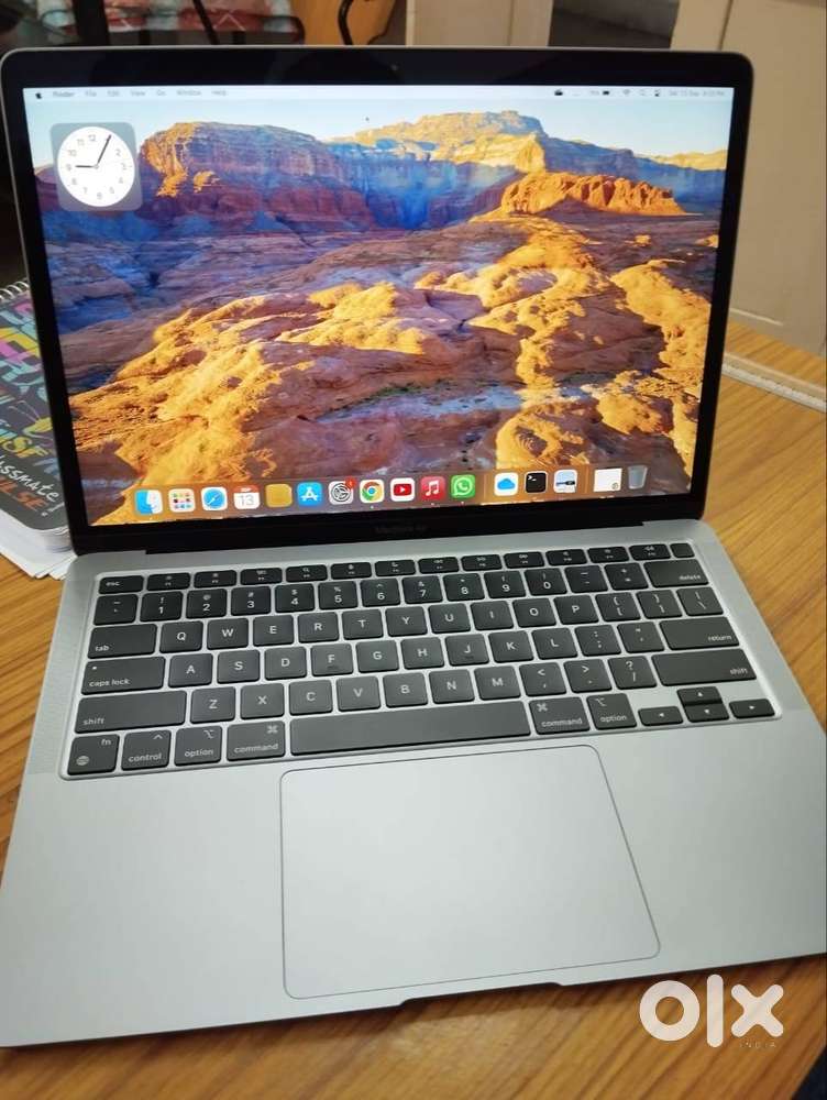 Apple M1, 256GB SSD, 8GB RAM