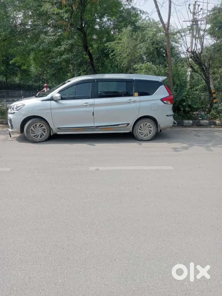 Gurgaon company fixed location