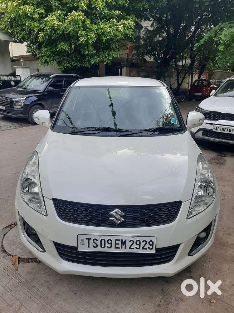 Maruti Suzuki Swift VXI Optional, 2016, Petrol
