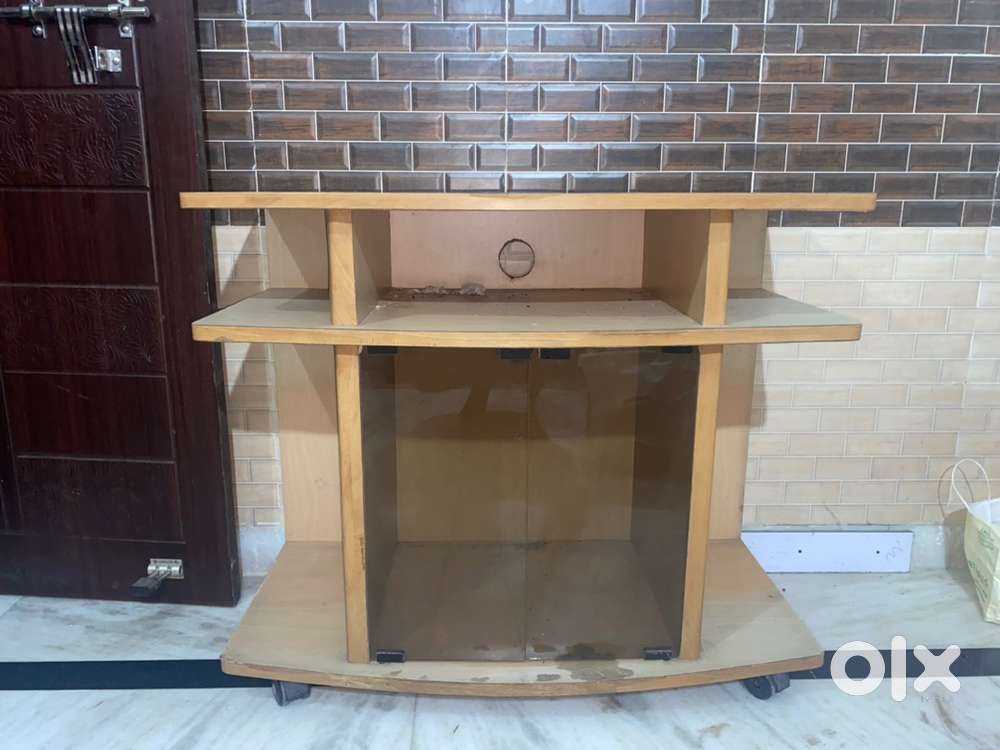 TV UNIT SHOWCASE