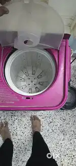 Semi automatic washing machine